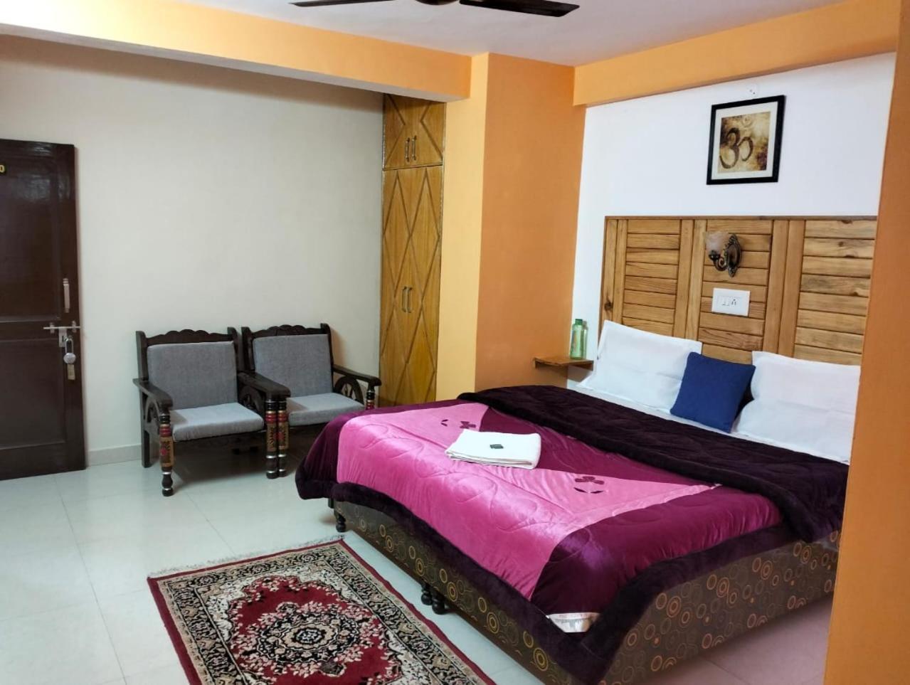Aman Inn Dharamshala Esterno foto