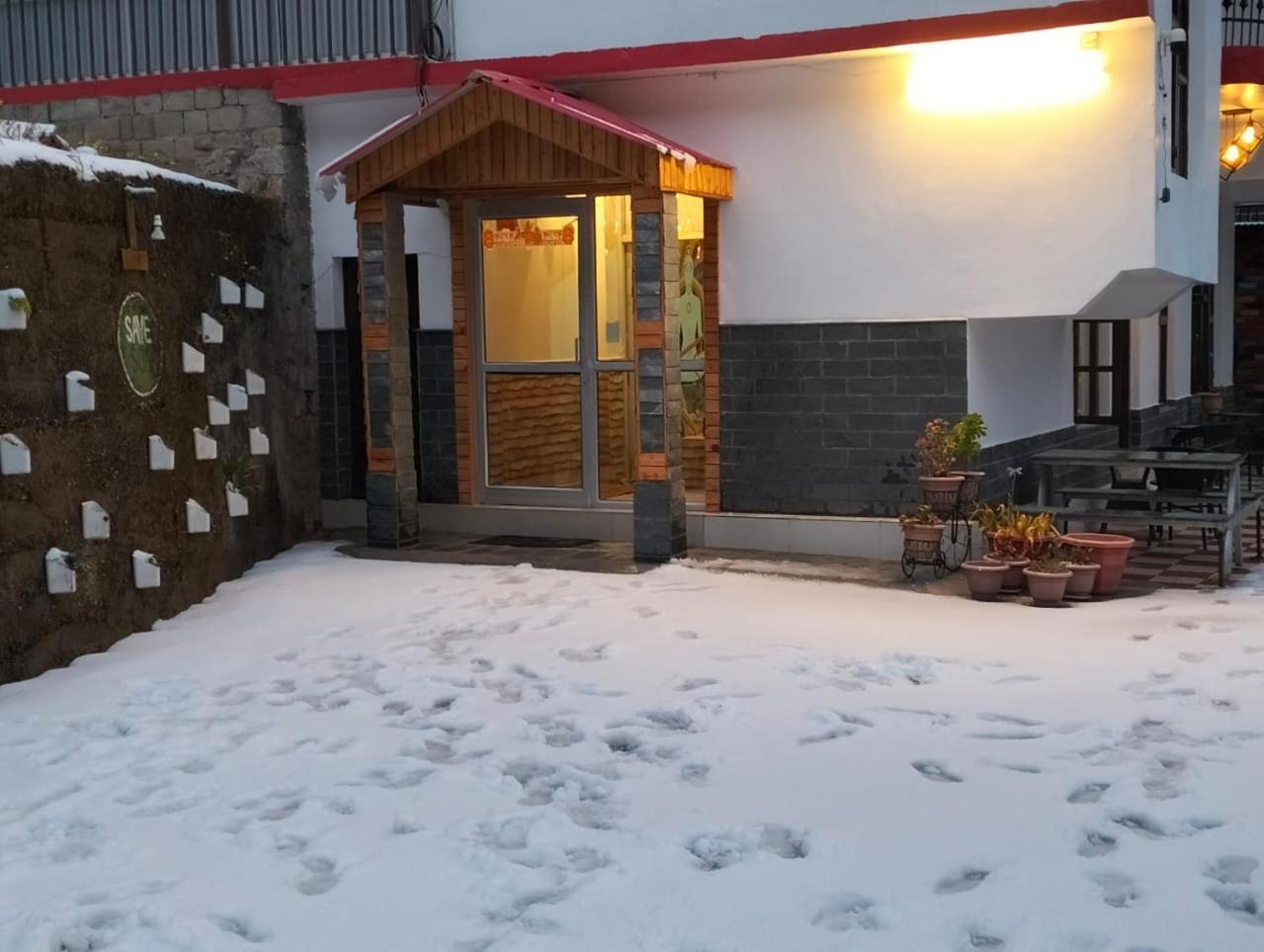 Aman Inn Dharamshala Esterno foto