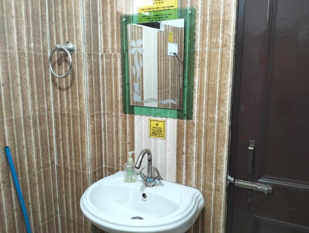 Aman Inn Dharamshala Esterno foto