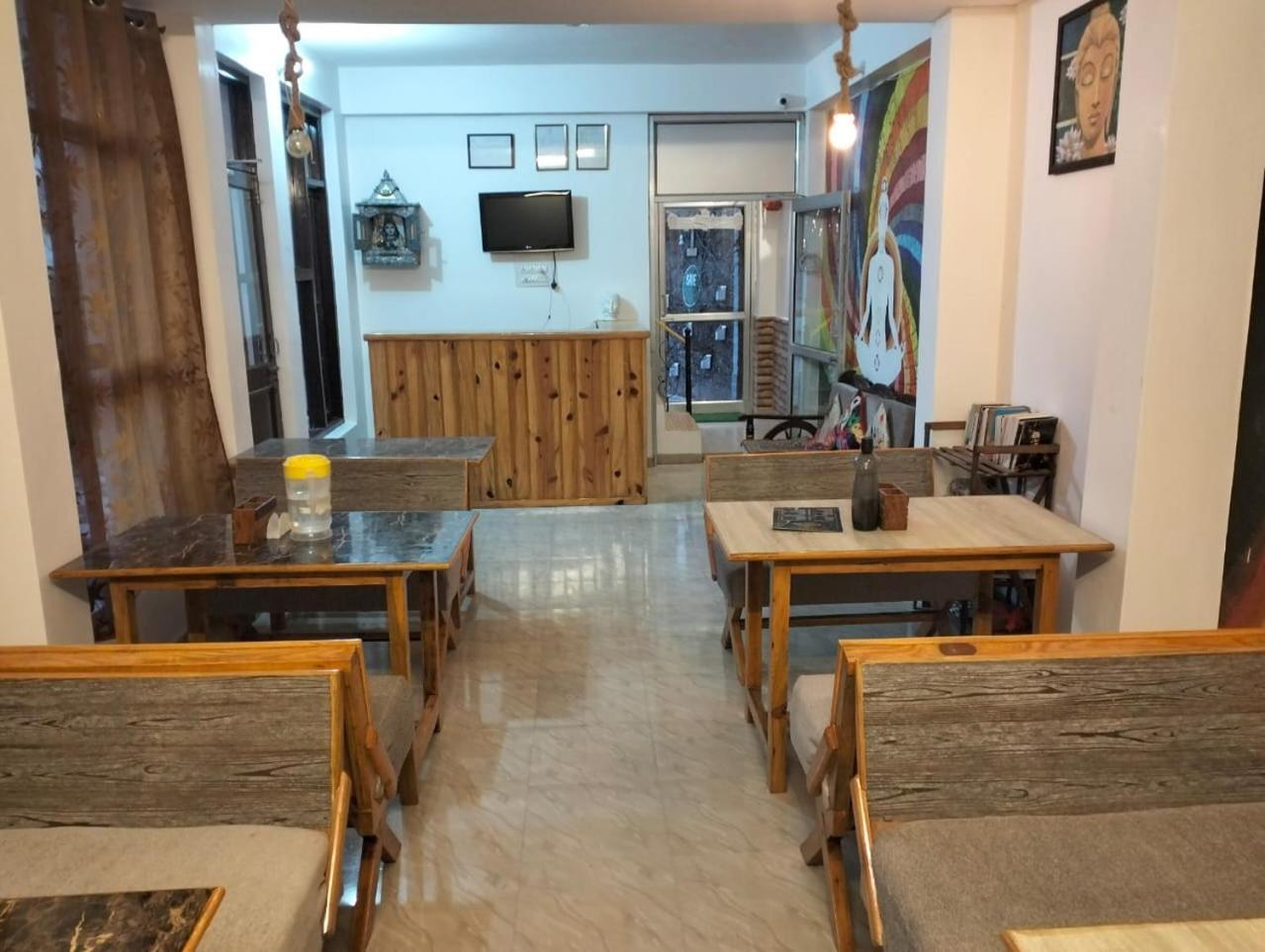 Aman Inn Dharamshala Esterno foto