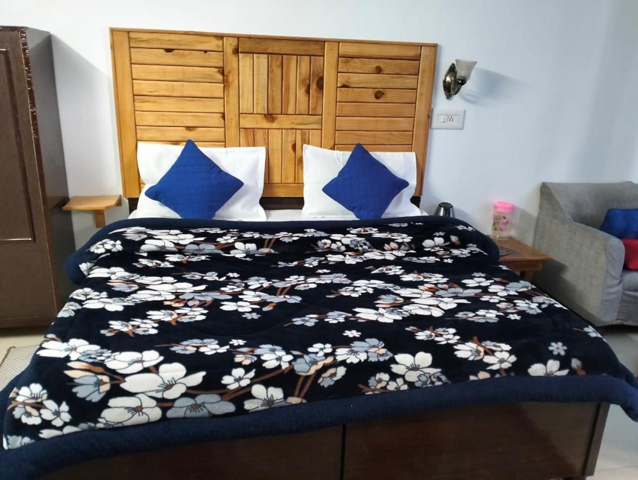 Aman Inn Dharamshala Esterno foto