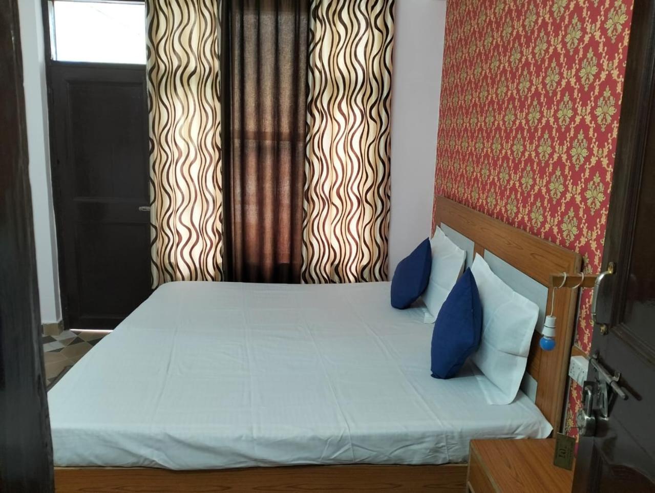 Aman Inn Dharamshala Esterno foto